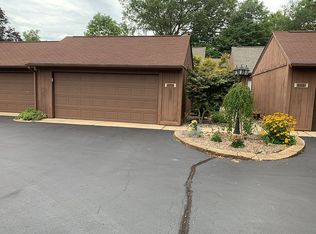 6550 Misty Ln, Kalamazoo, MI 49009