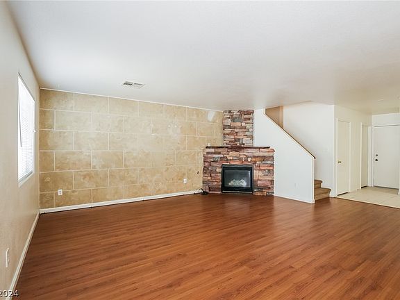 3rd image of 5500 Raincreek Ave