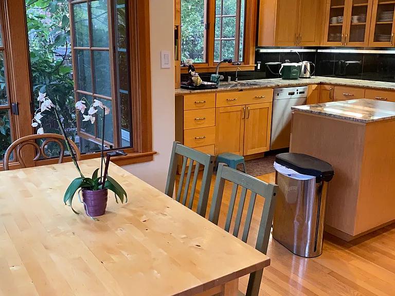 870 Creek Dr — Photo 37
