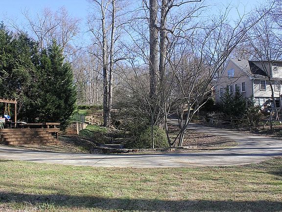 Wrap around driveway