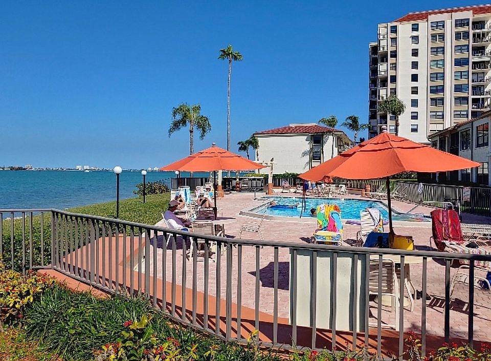 1st image of 6279 Sun Blvd APT 401