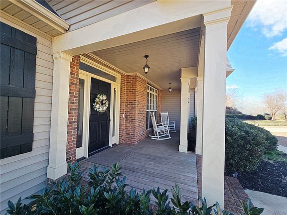 4th image of 119 Green Ridge Dr