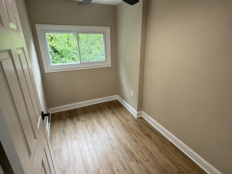 1316 Eastern Ave NE — Photo 28