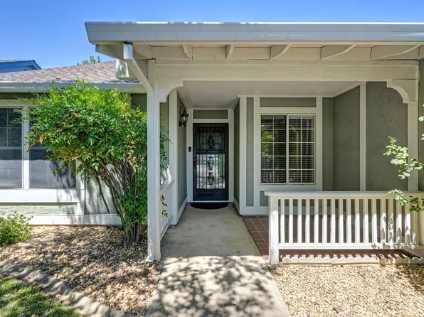 2712 Stoughton Way, Sacramento, CA 95827