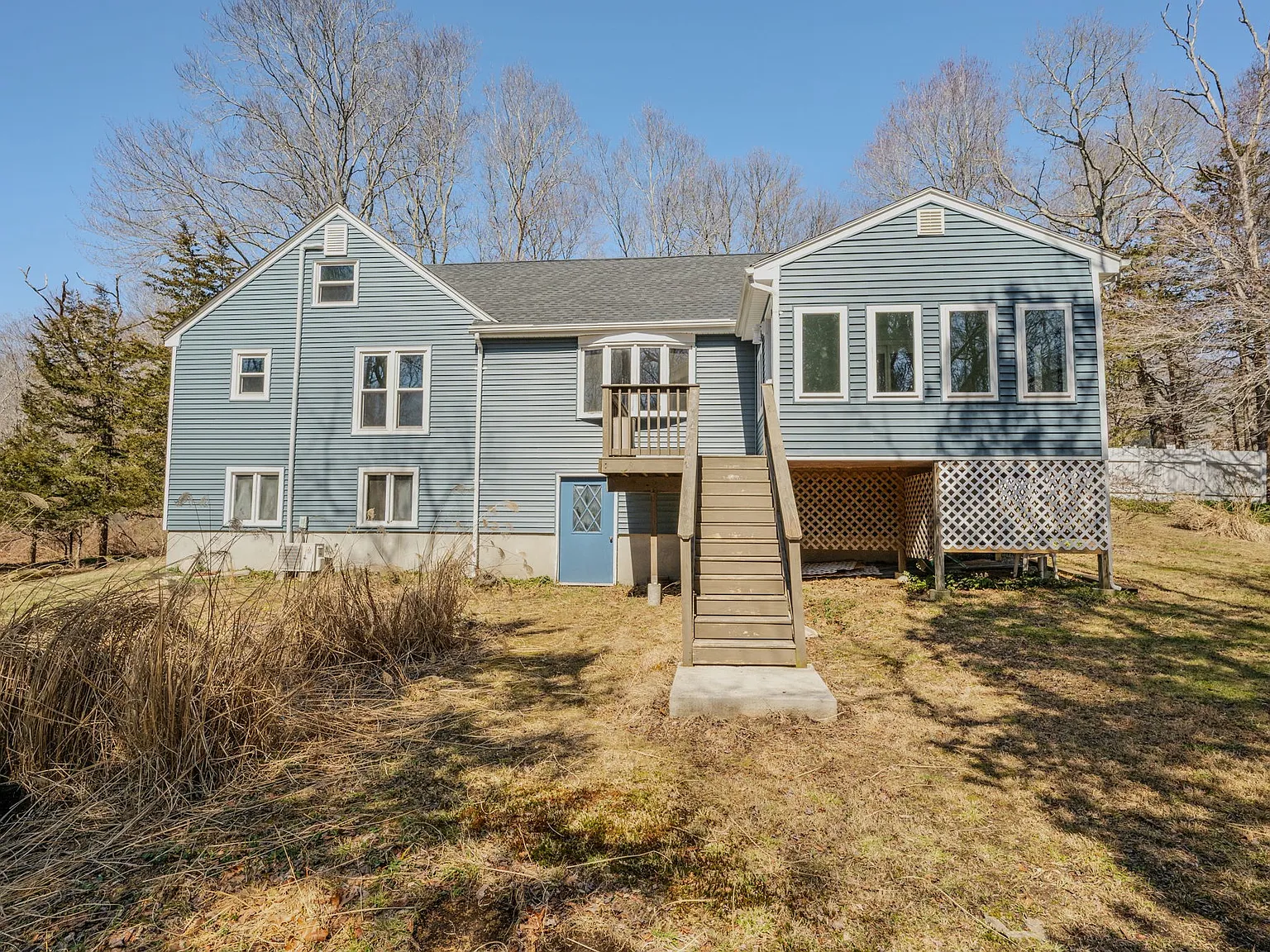 3 bed, 3.5 bath, 2134 sqft, $3,700 — Photo 2