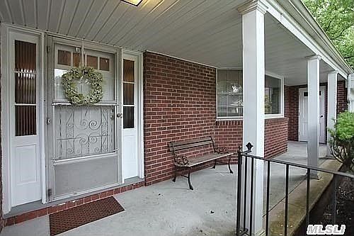 3rd image of 50 Pine St