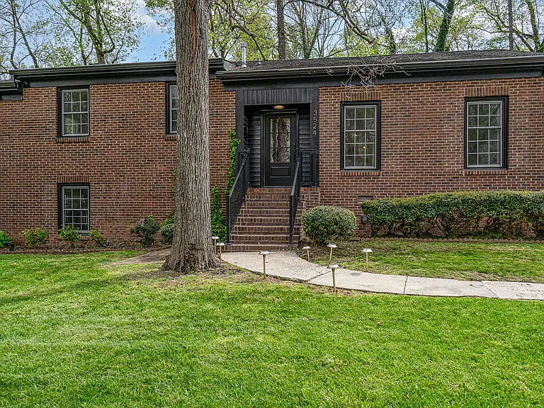 3524 Donovan Pl — Photo 30