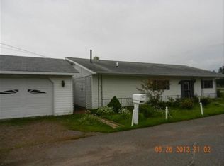 109 E Mink Ave, Stetsonville, WI 54480