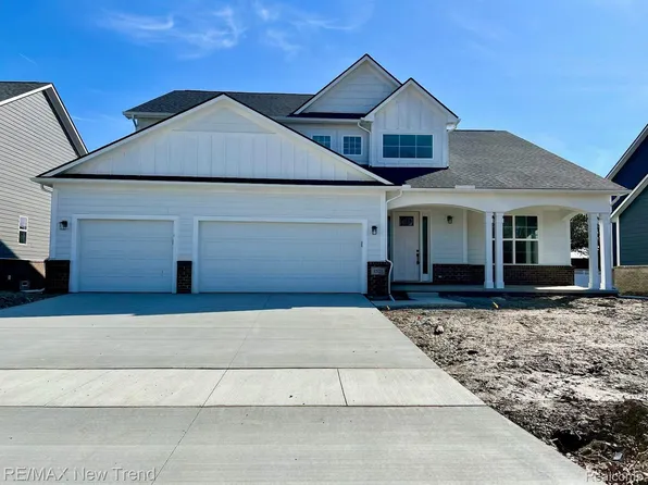 8521 Joseph St, Commerce Township, MI 48382