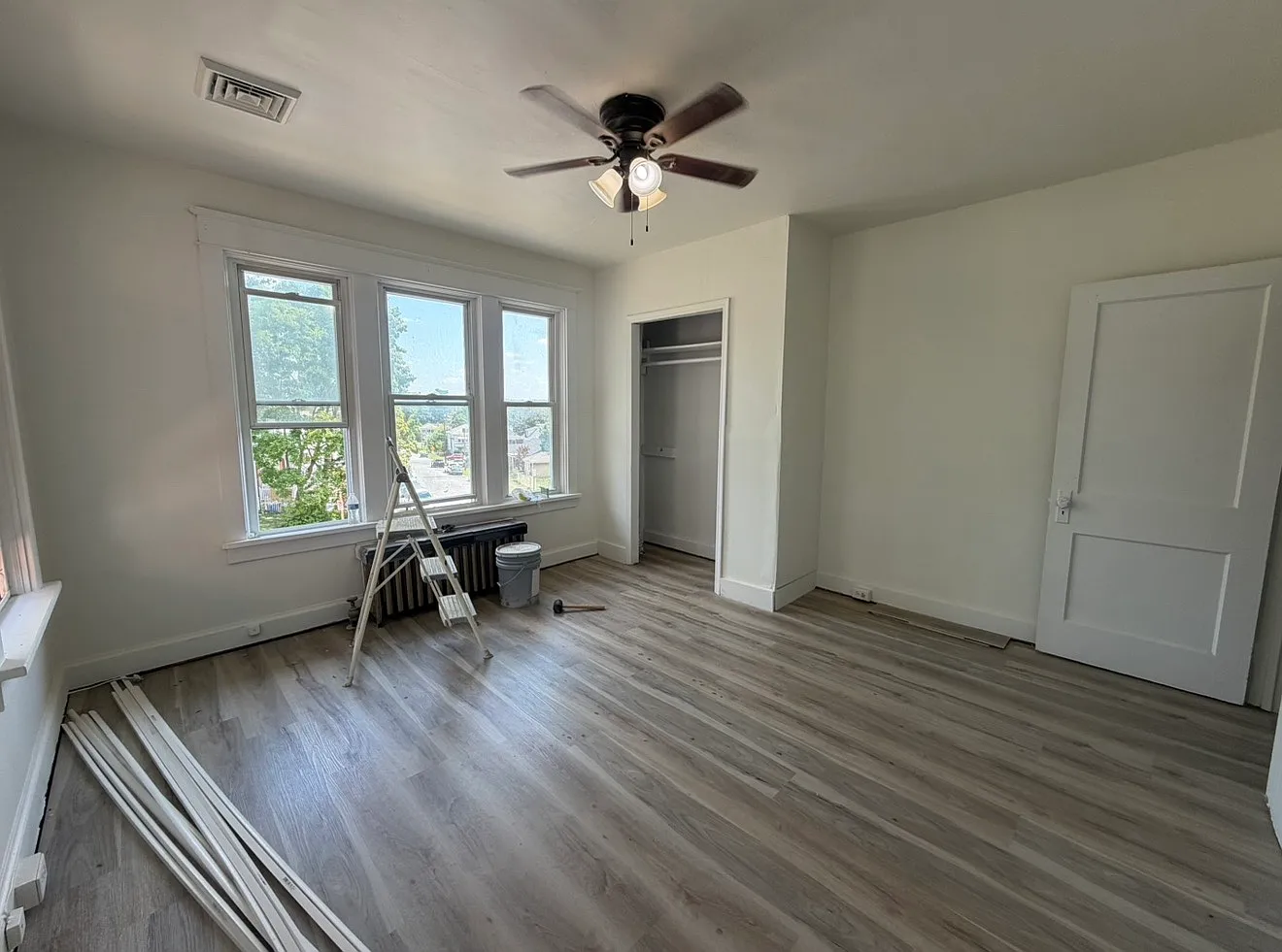 3 bed, 1608 sqft, $1,650 — Photo 4