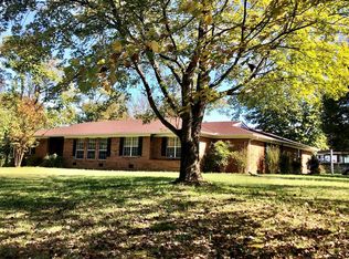 2105 Freehill Rd, Cookeville, TN 38501