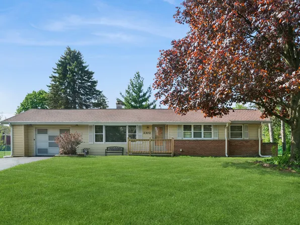 2302 Theda Ln, Rolling Meadows, IL 60008