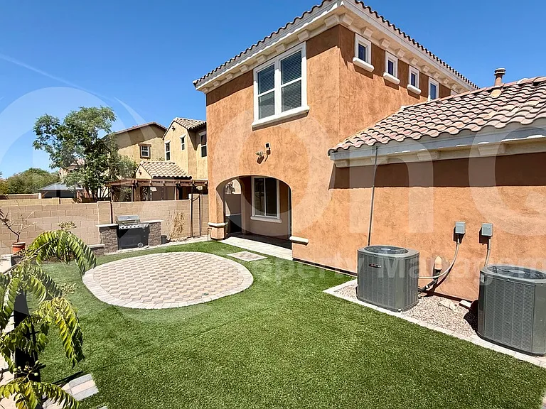 1195 E Gail Dr — Photo 10