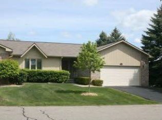 29488 Sylvan Ln #1, Farmington Hills, MI 48334