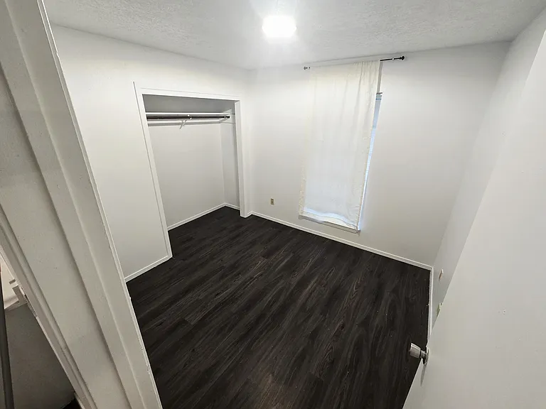 19515 Plantain Dr — Photo 12