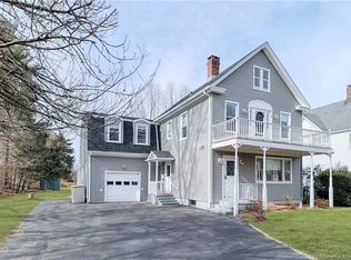 275 Mill Plain Rd, Fairfield, CT 06824