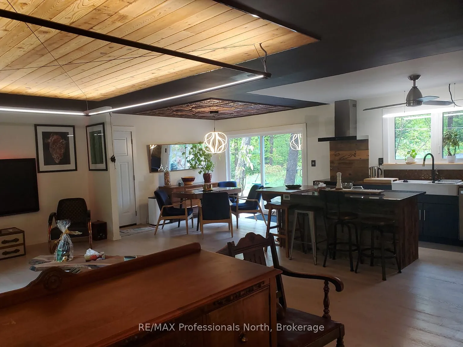 2 bed, $2,900 — Photo 3
