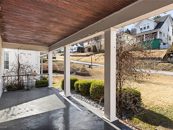 4th image of 1202 Virginia St