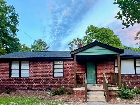 704 Chevis St, Columbia, SC 29205
