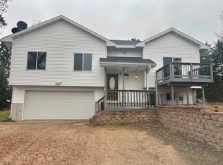 W11443 1st St, Crivitz, WI 54114