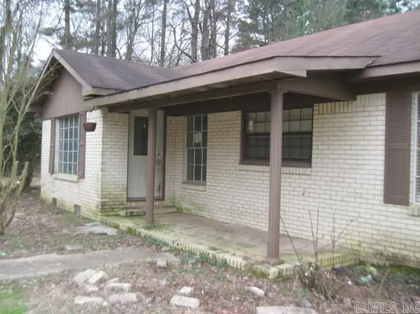 907 Huttig Hwy, Strong, AR 71765