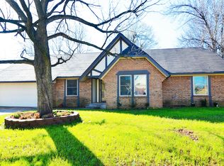 421 S Dogwood Ave, Broken Arrow, OK 74012