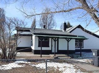 421 E 10th St, Cheyenne, WY 82007