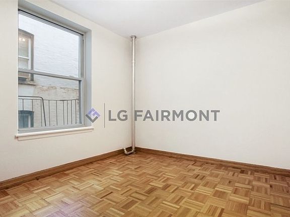 3rd image of 696 10th Ave APT 4C