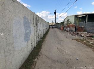 322 NW 9th Ter, Homestead, FL 33030