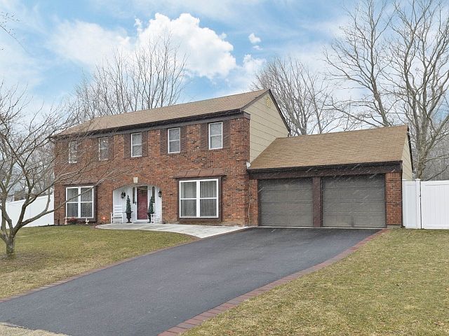 1st image of 73 Granada Cir