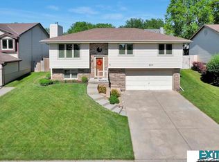 5041 N 25th St, Lincoln, NE 68521