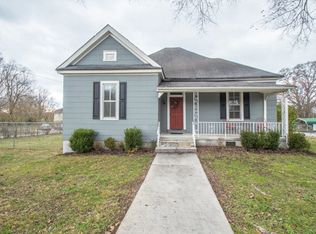 901 Crittenden Ave, Chickamauga, GA 30707