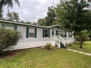 551 SW Washington Ave, Fort White, FL 32038