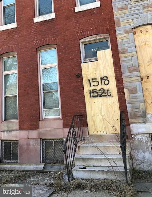 1st image of 1518 North Broadway