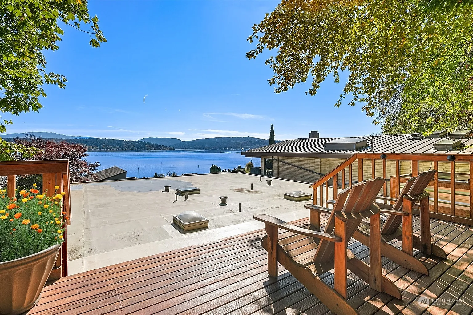 1020 W Lake Sammamish Parkway NE photo 1