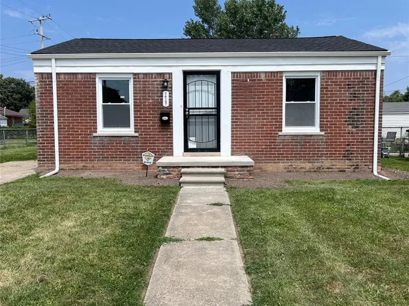 16701 Fairmount Dr, Detroit, MI 48205