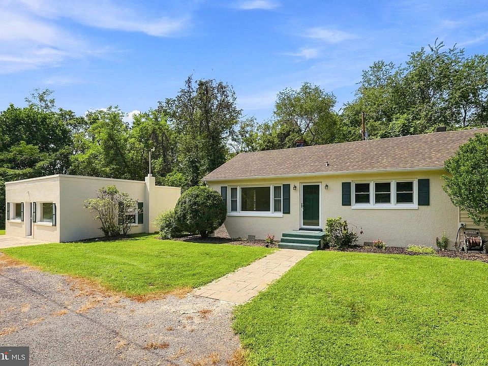 1st image of 531 Richmond Rd