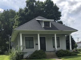 145 3rd St N, Maynard, IA 50655