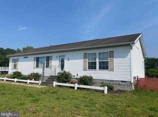 11901 Sandy Ridge Dr, Laurel, DE 19956