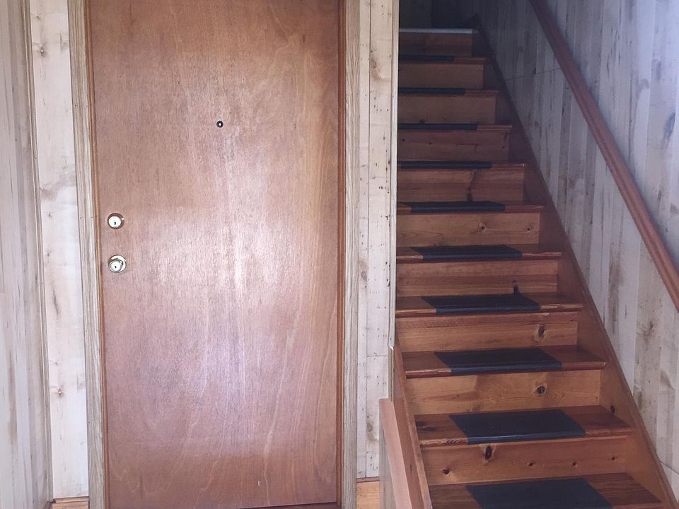 1st image of 355 Archer St Floor 1