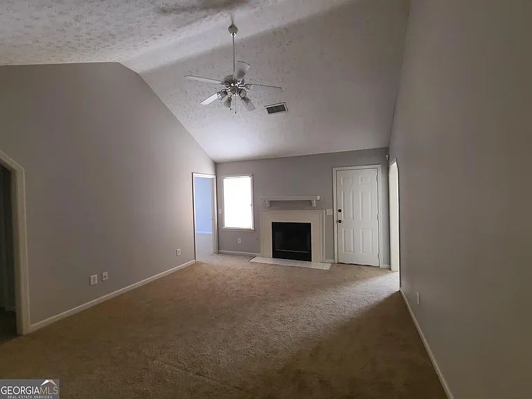 5009 Mint Dr — Photo 15