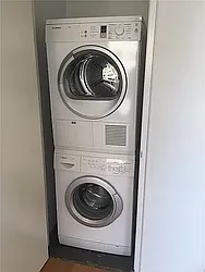 Rented by RELO REDAC INC.