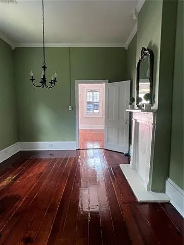 1033 Port St — Photo 4