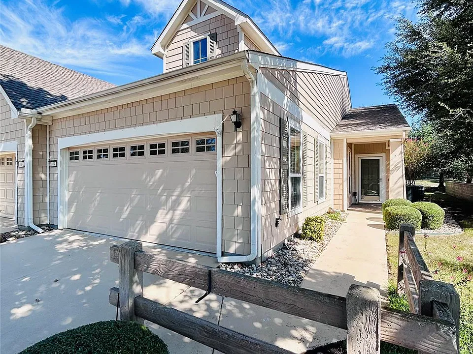 104 Honey Creek Trl