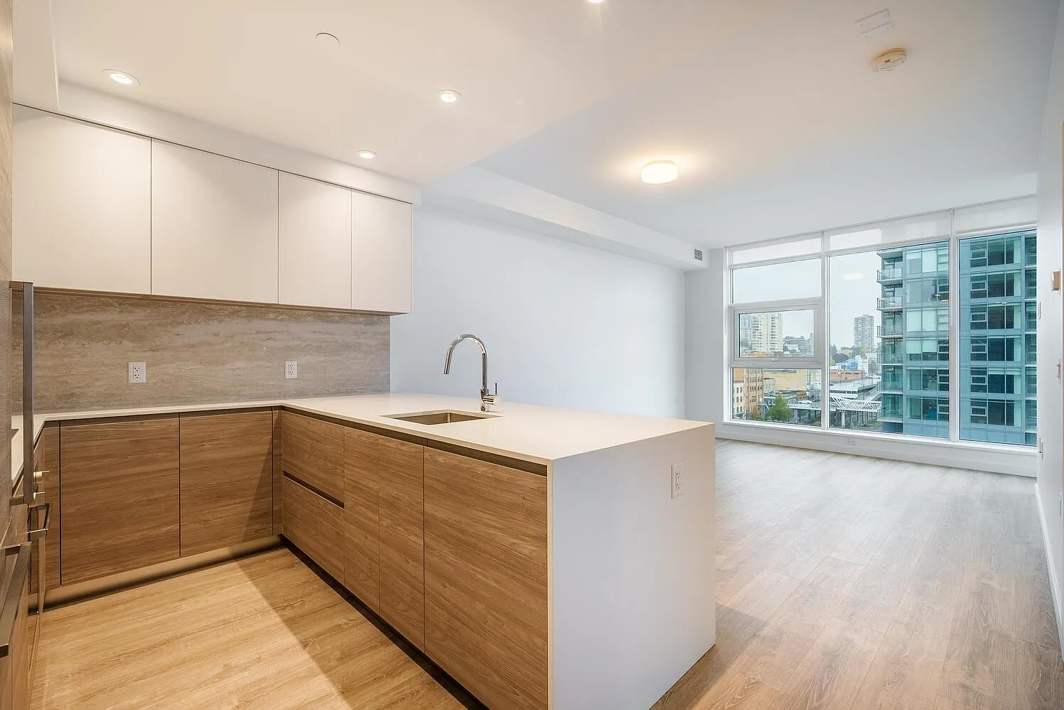 1 bed, 580 sqft, $2,250 — Photo 3