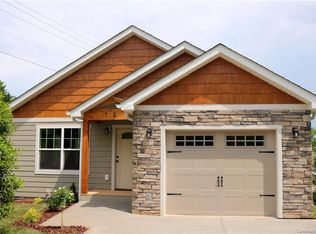 2 Jennlynn Dr #20, Arden, NC 28704