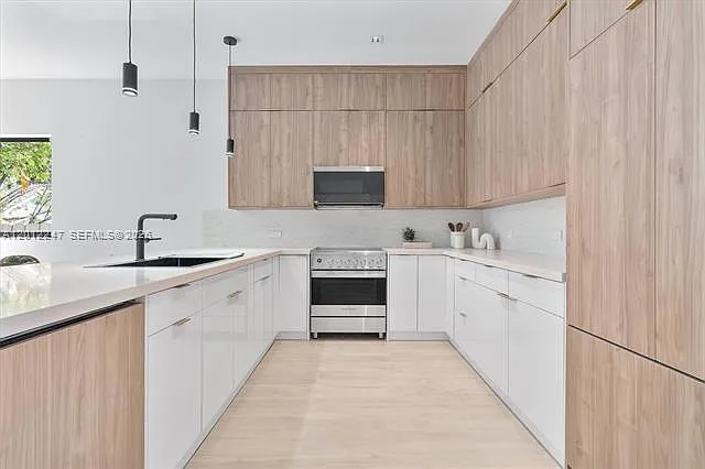 4715 NE Miami Ave #2 — Photo 15