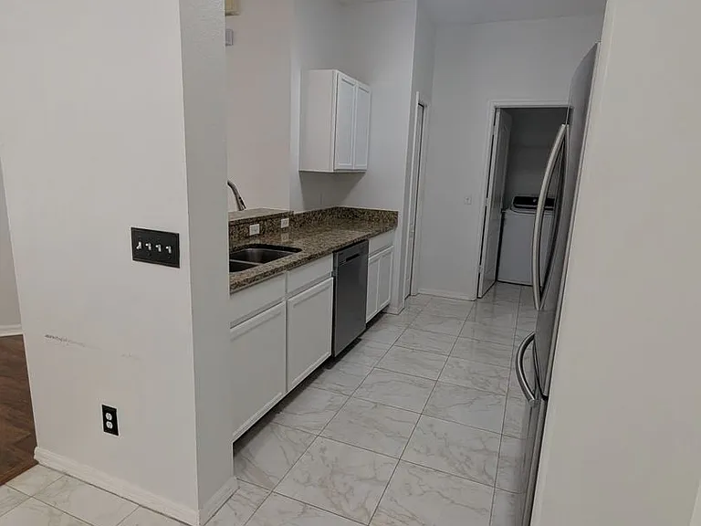 20405 Harvest Oak Ct — Photo 4