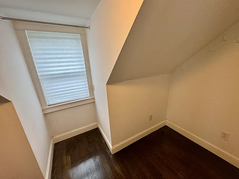 26 Fairview Ave — Photo 23