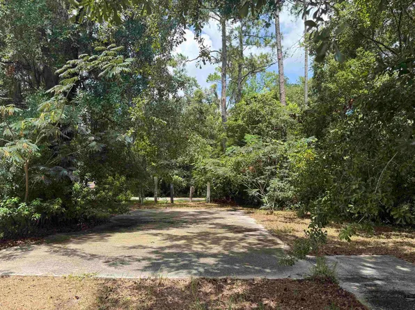 10544 SW 13th St, Bristol, FL 32321